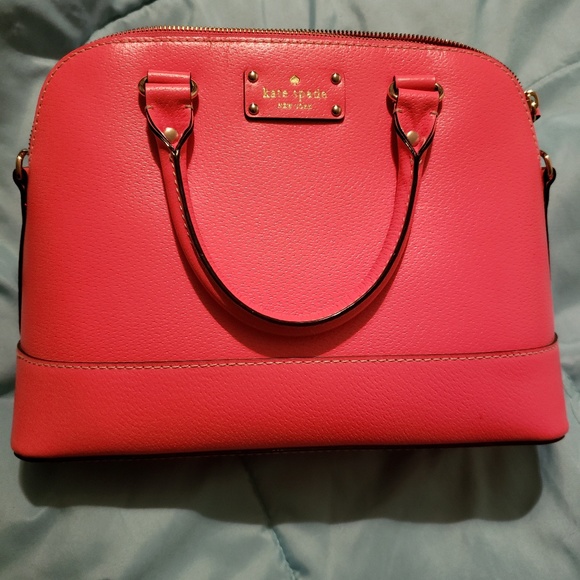 Authentic Kate Spade purse - Picture 1 of 2